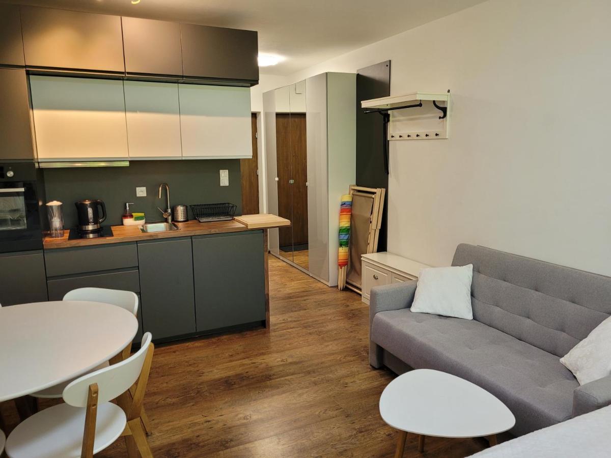 Apartament 15 Z Ogrodkiem - Pogorzelica ポゴジェリツァ エクステリア 写真