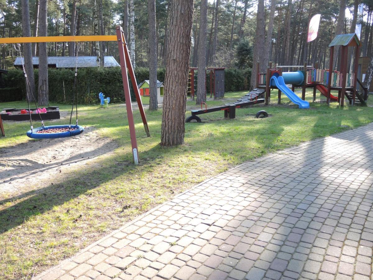 Apartament 15 Z Ogrodkiem - Pogorzelica ポゴジェリツァ エクステリア 写真